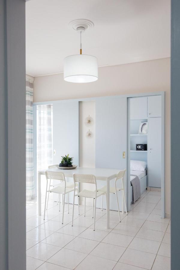 Appartamento Cozy&Quiet Nest Loutráki Esterno foto